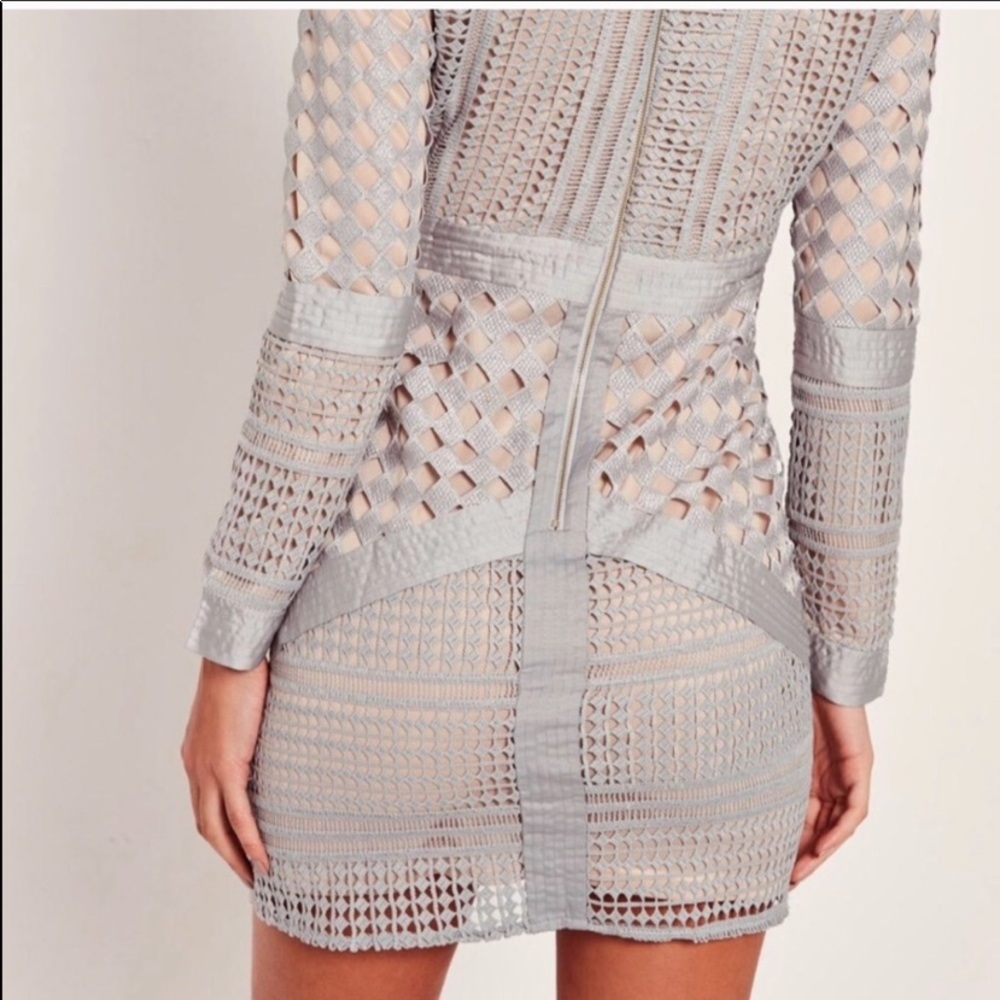 SOLD. BRAND NEW MISSGUIDED Lace Body-Con Dress - Picture 2 of 6
